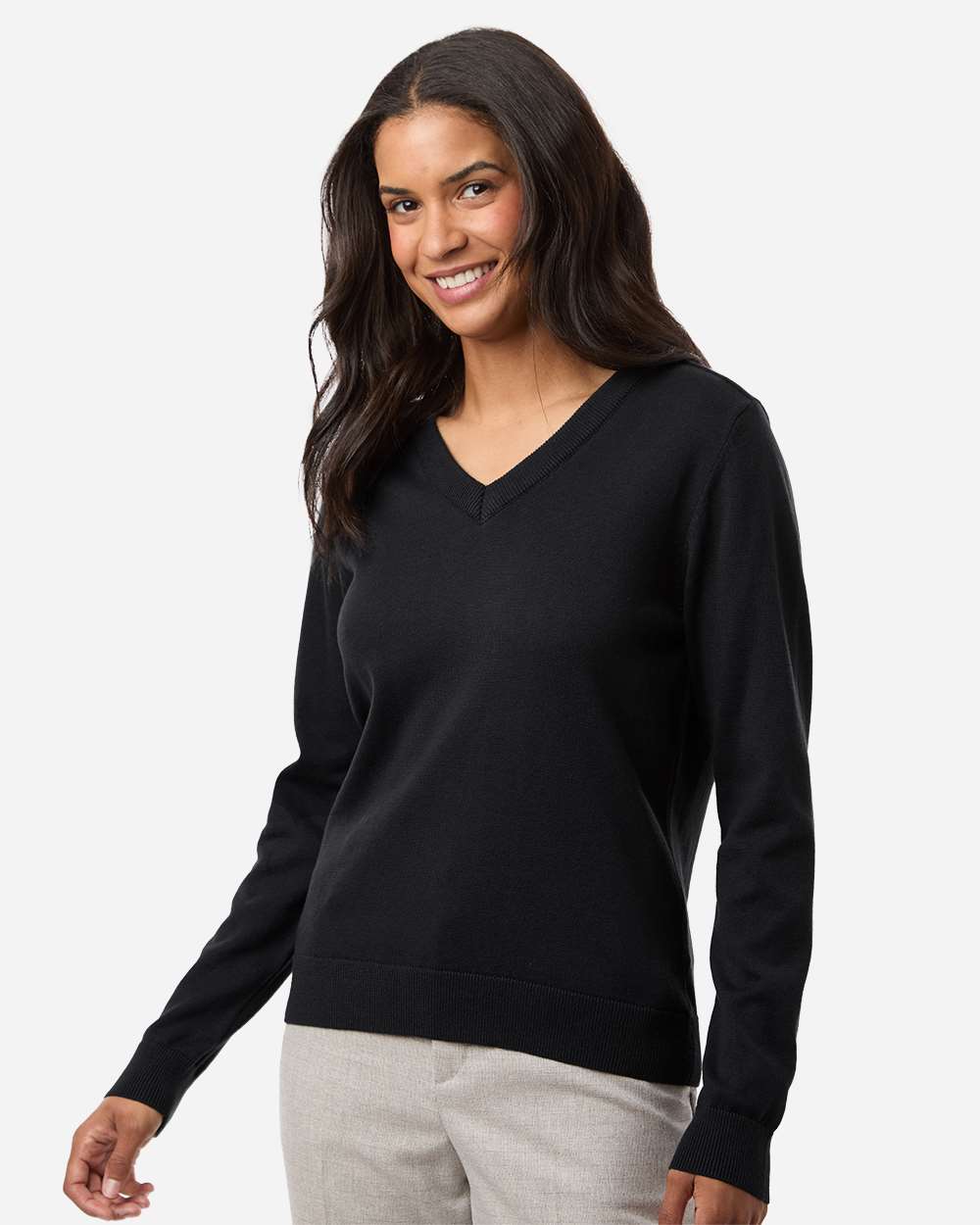 Women's New Classics V-Neck Sweater – DG445W