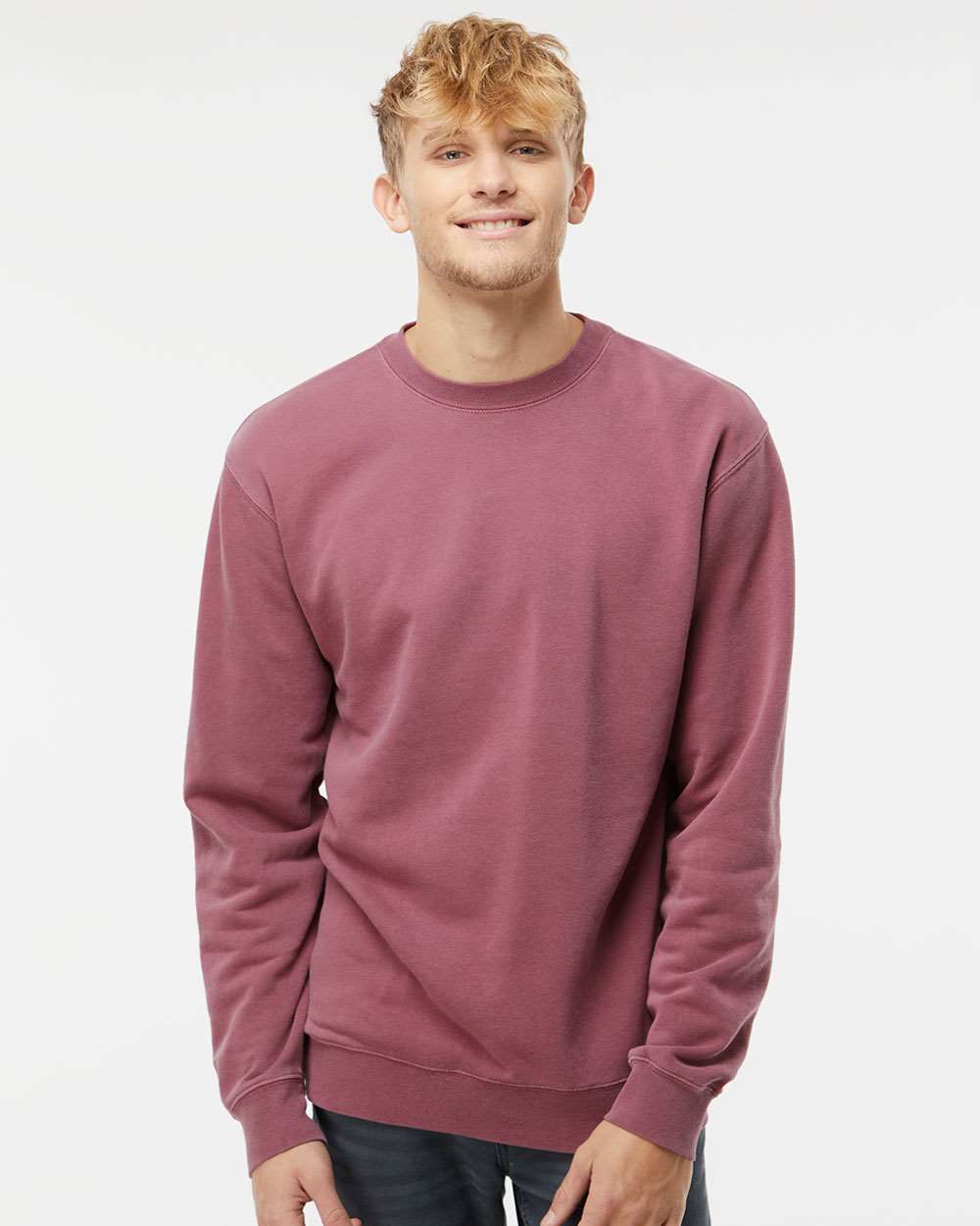 Unisex Midweight Pigment-Dyed Crewneck Sweatshirt – PRM3500 – Pigment Maroon