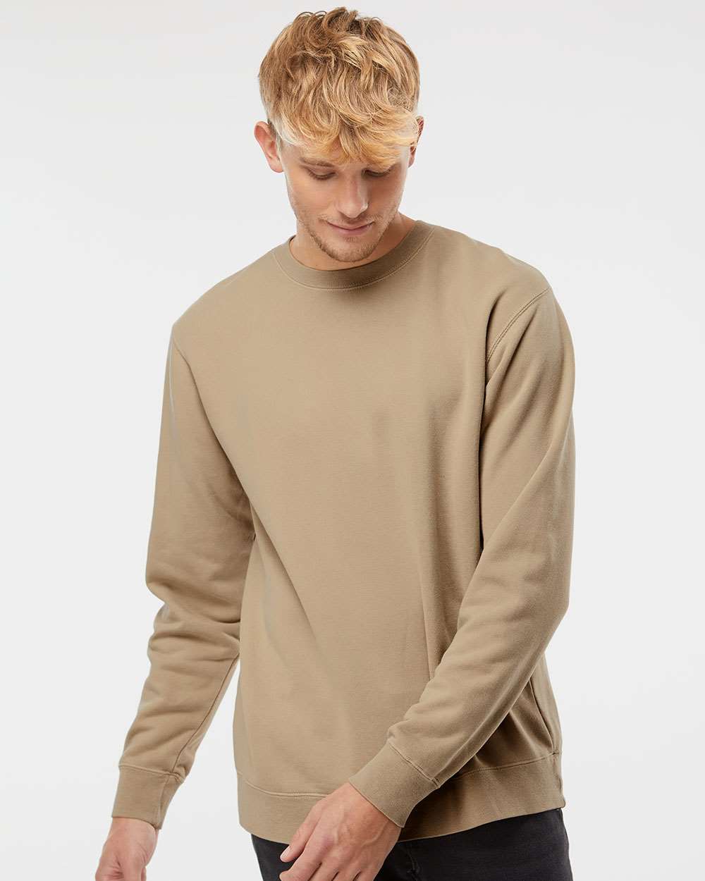Unisex Midweight Pigment-Dyed Crewneck Sweatshirt – PRM3500 – Pigment Sandstone